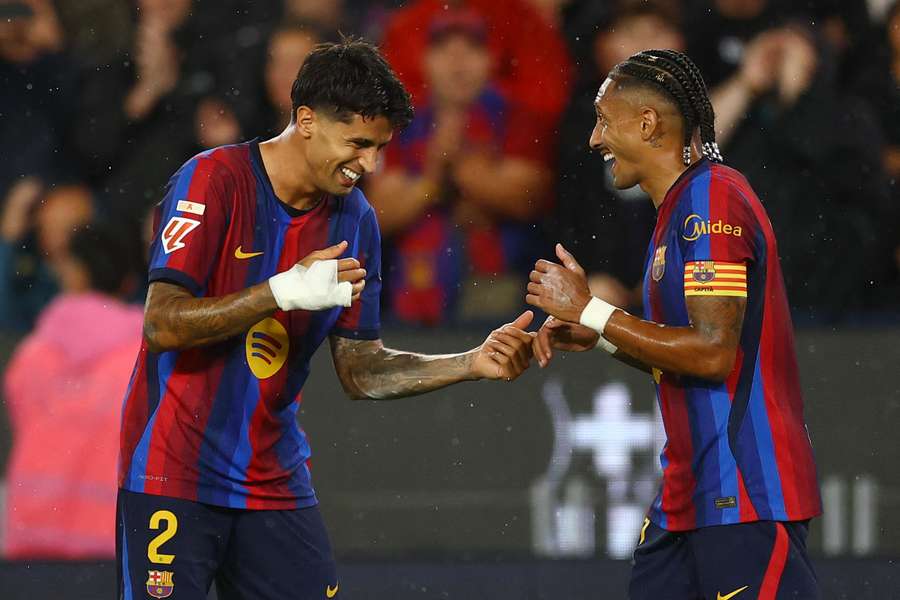 Joao Cancelo et Raphinha Joao Cancelo et Raphinha