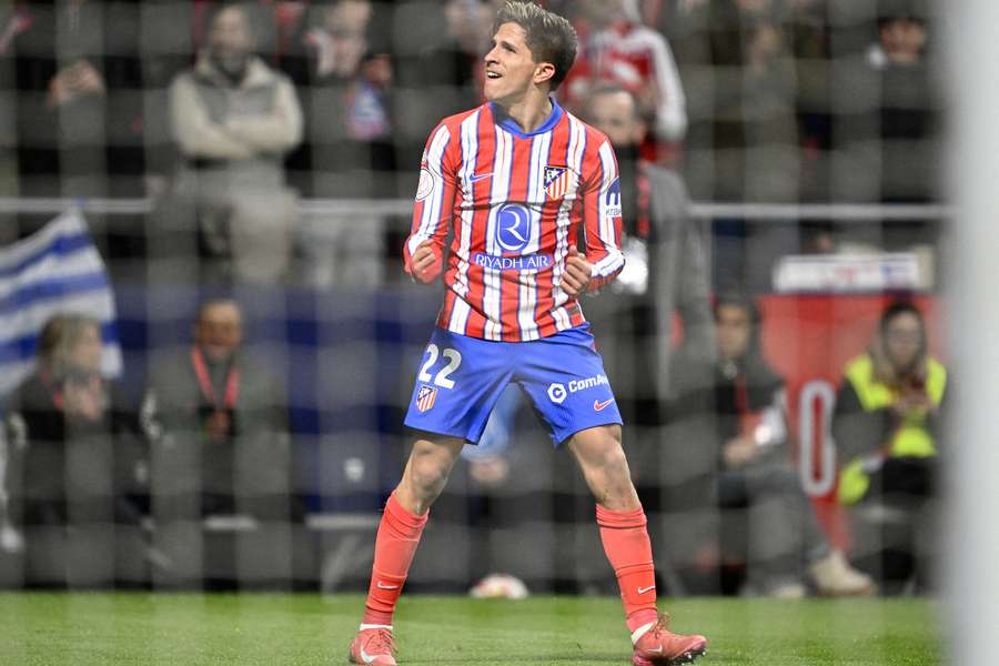 Giuliano Simeone celebra uno de sus goles ante el Getafe