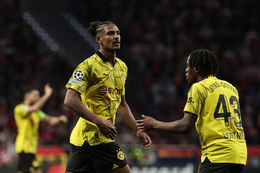 Haller's late goal means Dortmund still have hope in the second leg of the contest