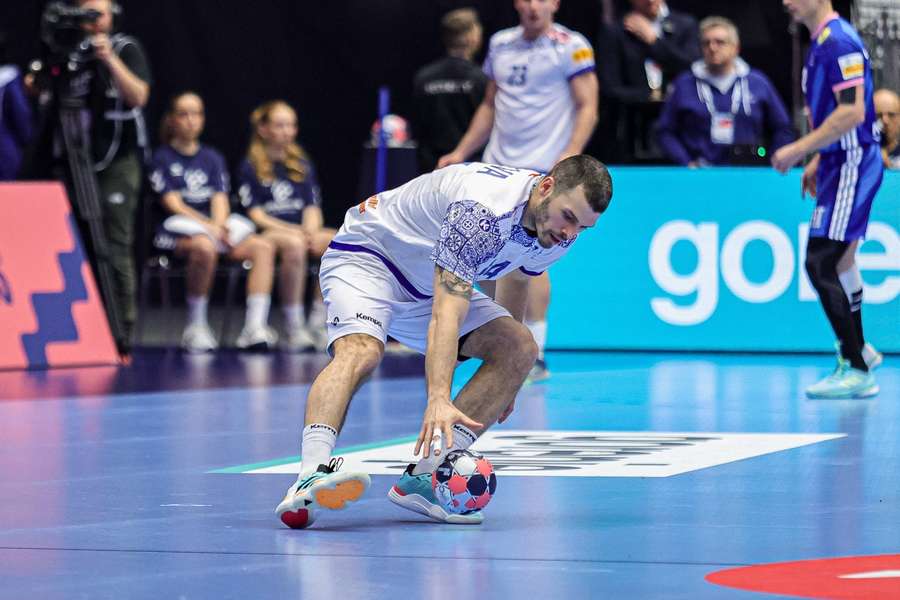Rui Silva na partida com a França Rui Silva na partida com a França