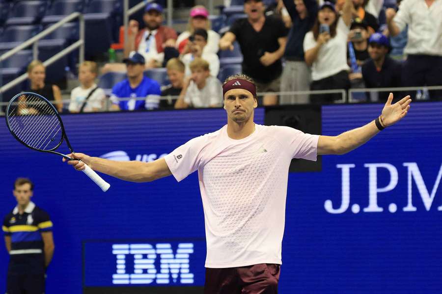 Zverev celebrates his victory Zverev celebrates his victory