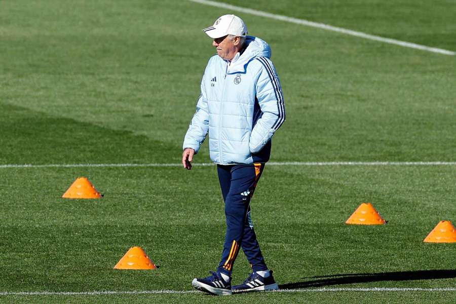 Carlo Ancelotti bei einer Trainingseinheit.