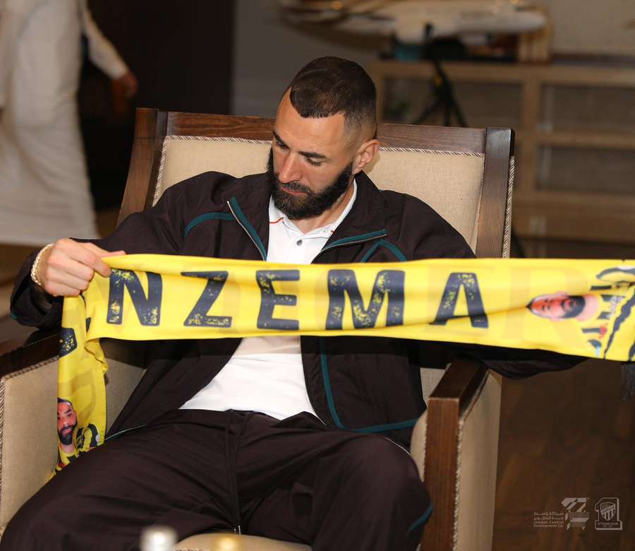 Karim Benzema, tratado como un jeque en Arabia Saudí
