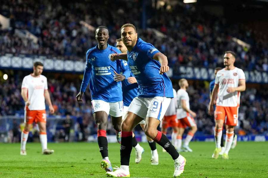 Dessers at the double as Rangers hit three past Dundee United