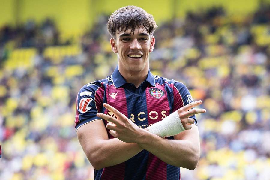 Carlos Espí, nuevo jugador del Real Madrid