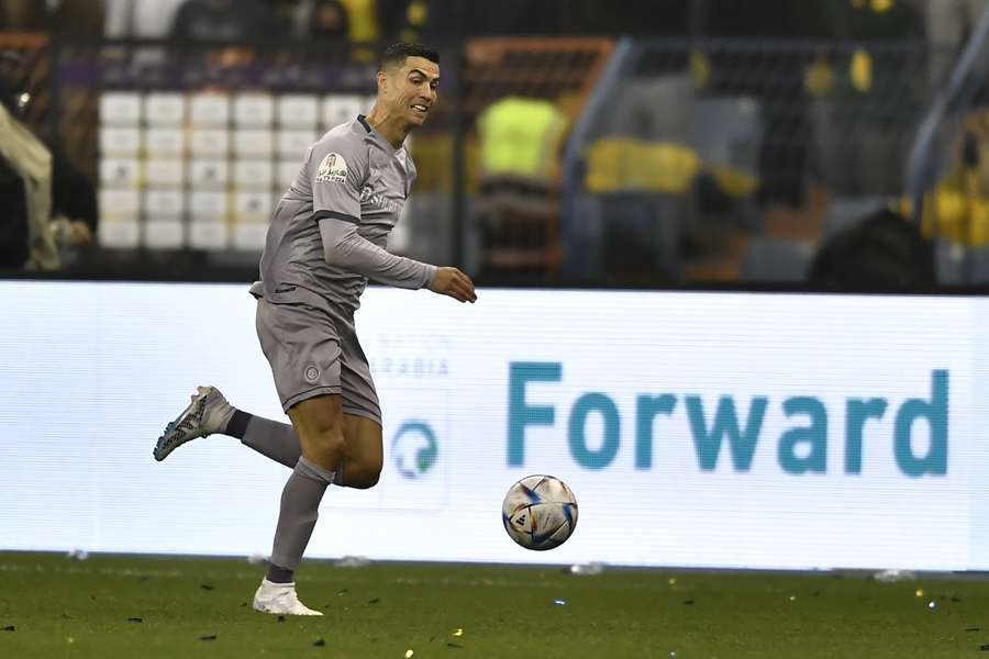 Ronaldo krijgt kansen, maar scoort niet en is met Al-Nassr uitgeschakeld in Supercup