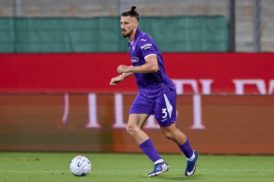 LIVE AS Roma - Fiorentina: Radu Drăgușin este titular LIVE AS Roma - Fiorentina: Radu Drăgușin este titular