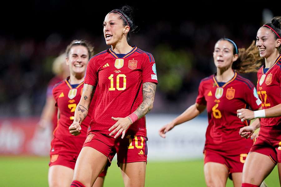 Hermoso celebrates with her Spain teammates