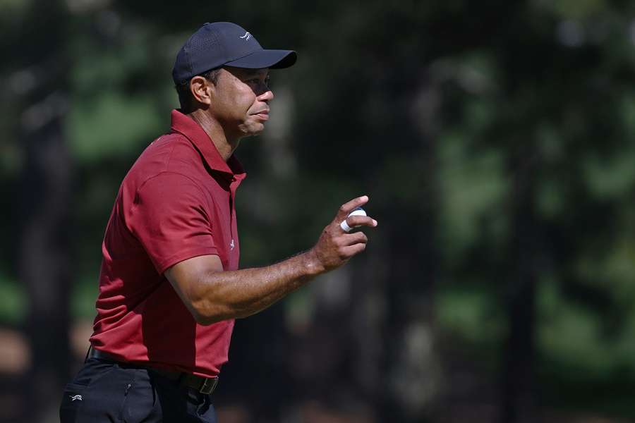 Woods and world's top 100 named in PGA Championship field