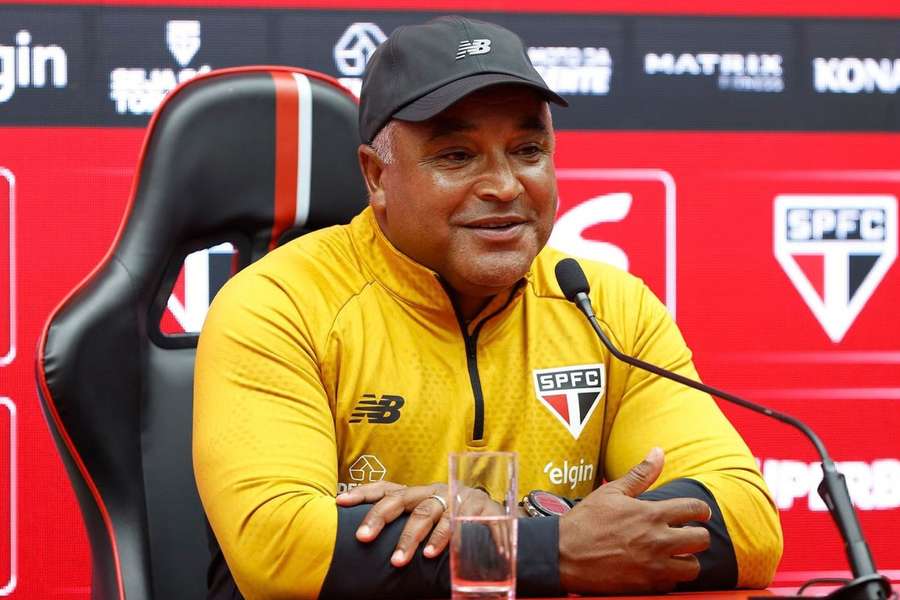 Roger Machado em sua primeira entrevista no São Paulo