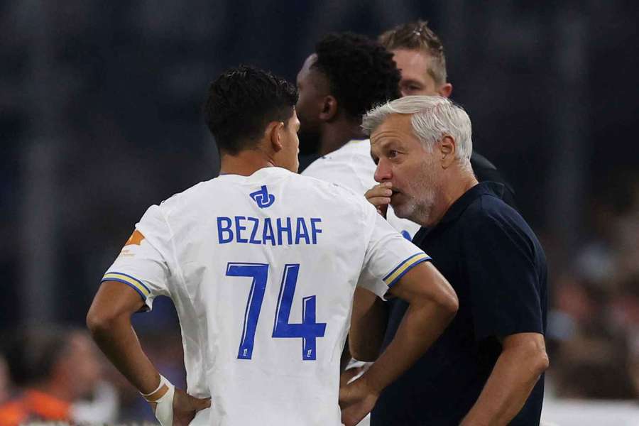 Bruno Genesio catechizza Kelyann Bezahaf Bruno Genesio catechizza Kelyann Bezahaf