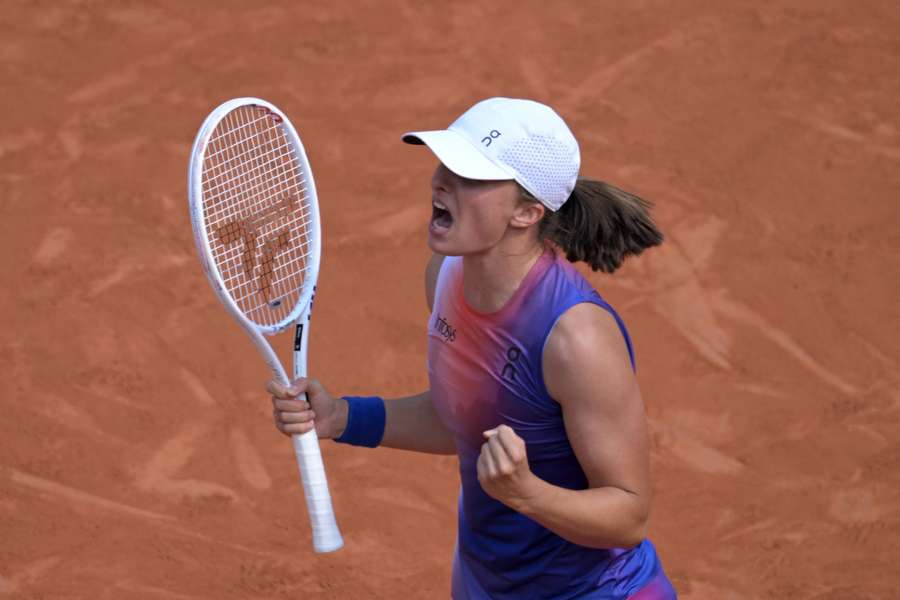 Iga Swiatek, din nou în finala Roland Garros