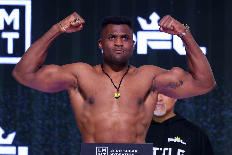 Francis Ngannou avant son combat contre Renan Ferreira.