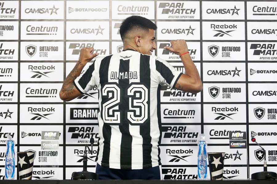 Almada é uma das revelações do futebol argentino