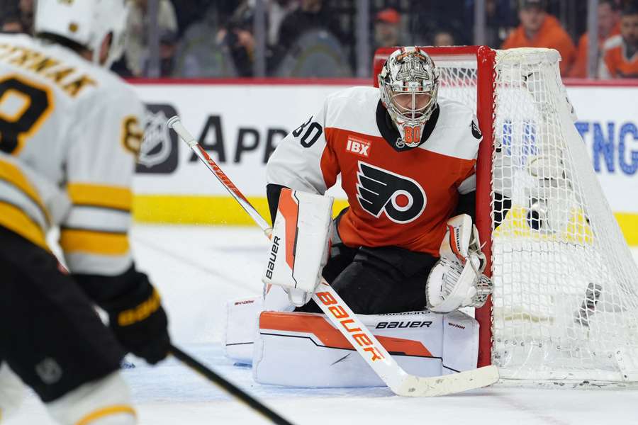 Vladař odchytal proti Bruins skvělý zápas. Vladař odchytal proti Bruins skvělý zápas.