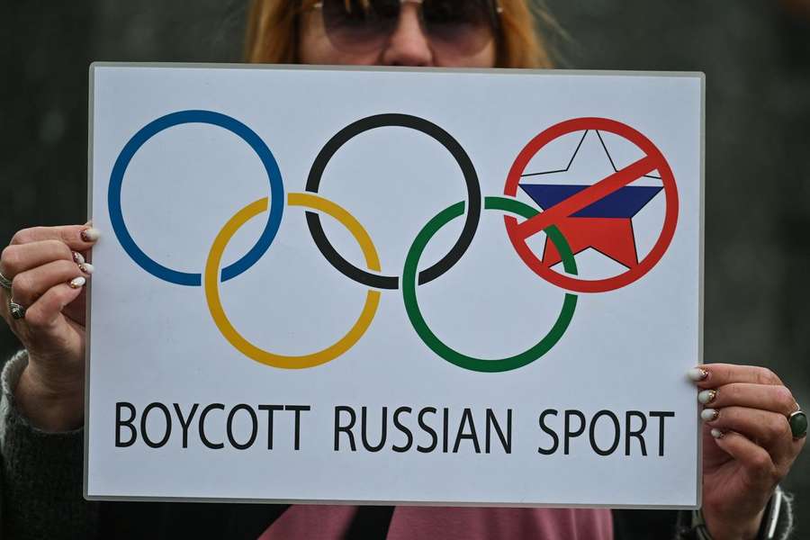A guerra na Ucrânia pressiona o esporte russo ao redor do mundo