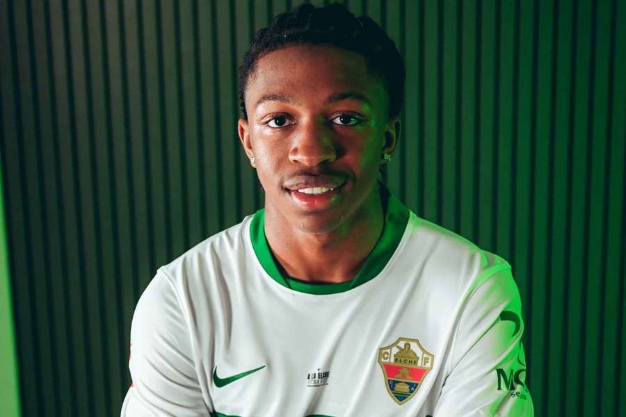 Buba Sangare seguirá en el Elche hasta el 2031