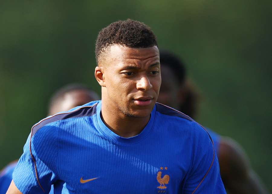 França de Mbappé é uma das favoritas ao título França de Mbappé é uma das favoritas ao título