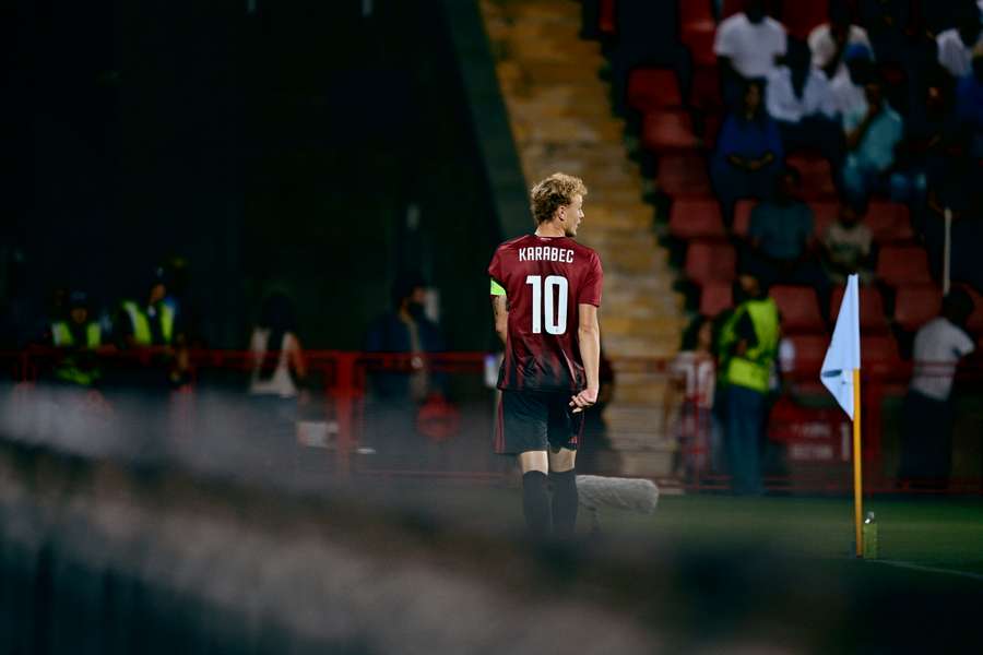 Spartu do úvodního duelu Evropské ligy vedl jako kapitán Adam Karabec. Spartu do úvodního duelu Evropské ligy vedl jako kapitán Adam Karabec.