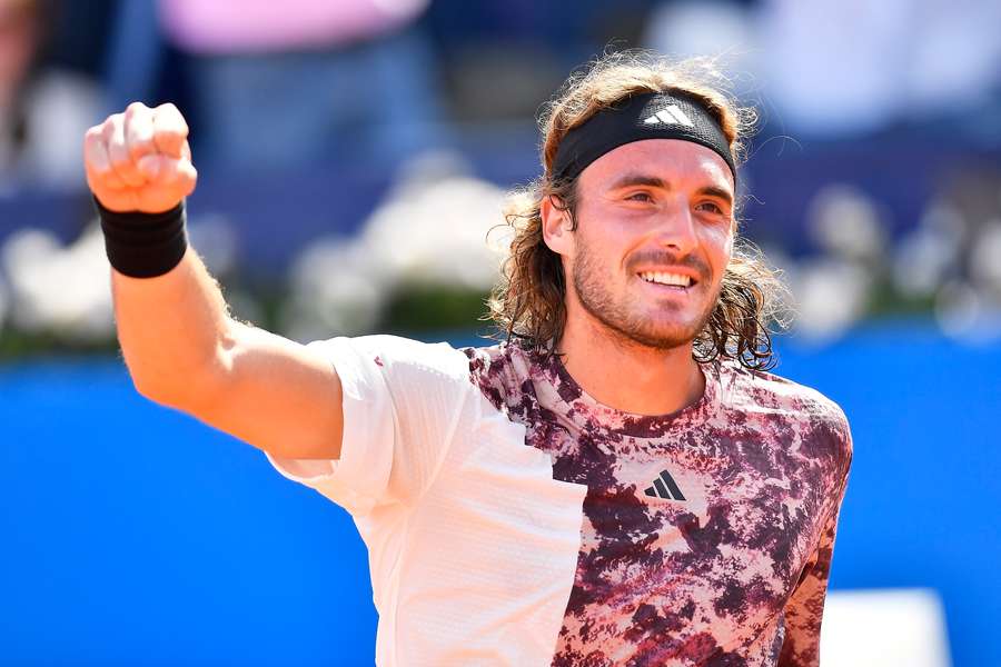 Tsitsipas intentará sonreír de nuevo este domingo