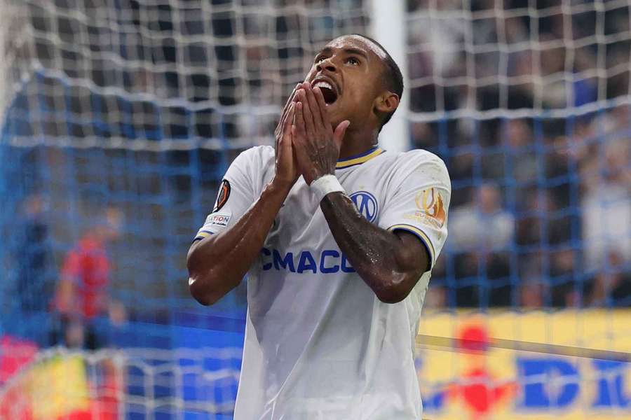 Igor Paixão, do Olympique, sofre com gol perdido no Velodrome