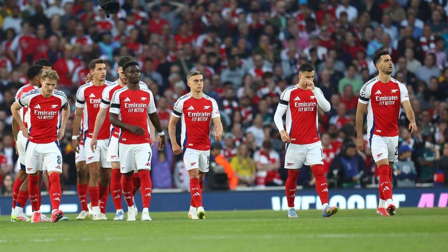 The Arsenal first-team during the 2024/25 Champions League semi-final first leg game against PSG