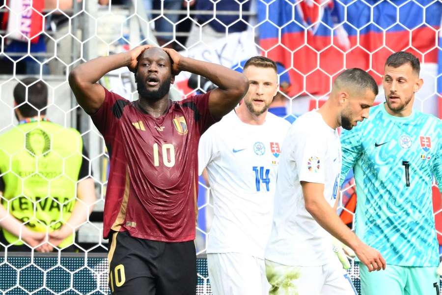 Bélgica e Lukaku sofreram contra a Eslováquia