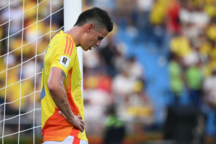 James Rodríguez, ante Perú