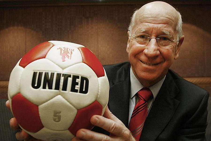 Sir Bobby Charlton morre aos 86 anos