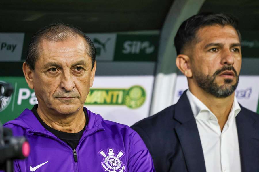 Ramón Díaz (esq.) e seu filho Emiliano botaram o Verdão no bolso