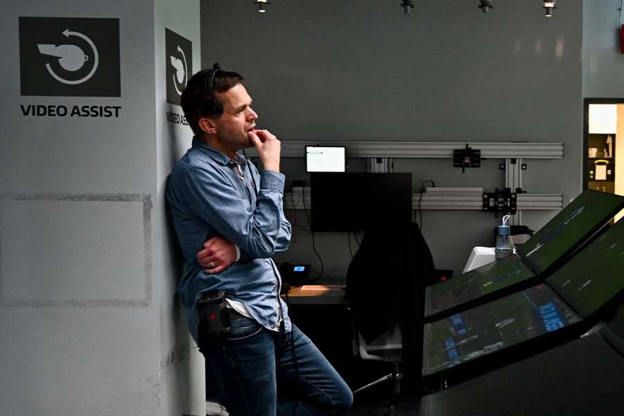 Jochen Drees im VAR-Zentrum in Köln-Deutz