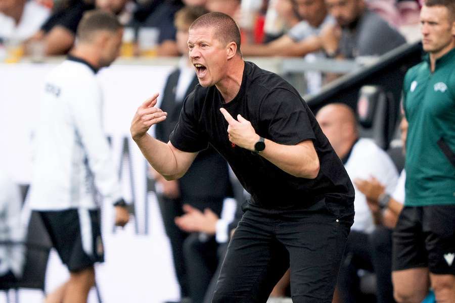 FC Midtjylland coach Mike Tullberg frustrated in Lyngby FC Midtjylland coach Mike Tullberg frustrated in Lyngby