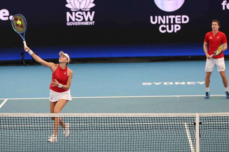 Tenis Flash: Polska gra z USA, Szwajcaria już w finale United Cup. Sabalenka zagra o tytuł Tenis Flash: Polska gra z USA, Szwajcaria już w finale United Cup. Sabalenka zagra o tytuł
