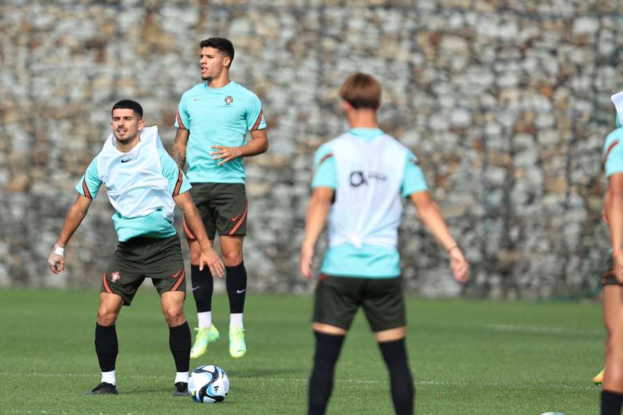 A equipa das quinas esteve a preparar o Europeu de sub-19 em Penafiel, com a segunda fase do estágio a iniciar-se esta quinta-feira