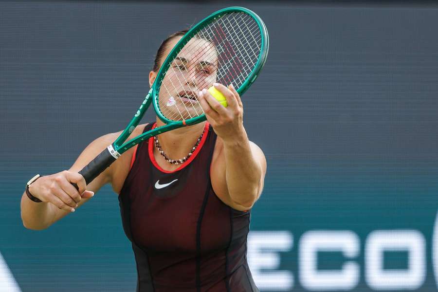 Aryna Sabalenka, victorie la primul meci pe iarbă după eșecul de la Roland Garros Aryna Sabalenka, victorie la primul meci pe iarbă după eșecul de la Roland Garros