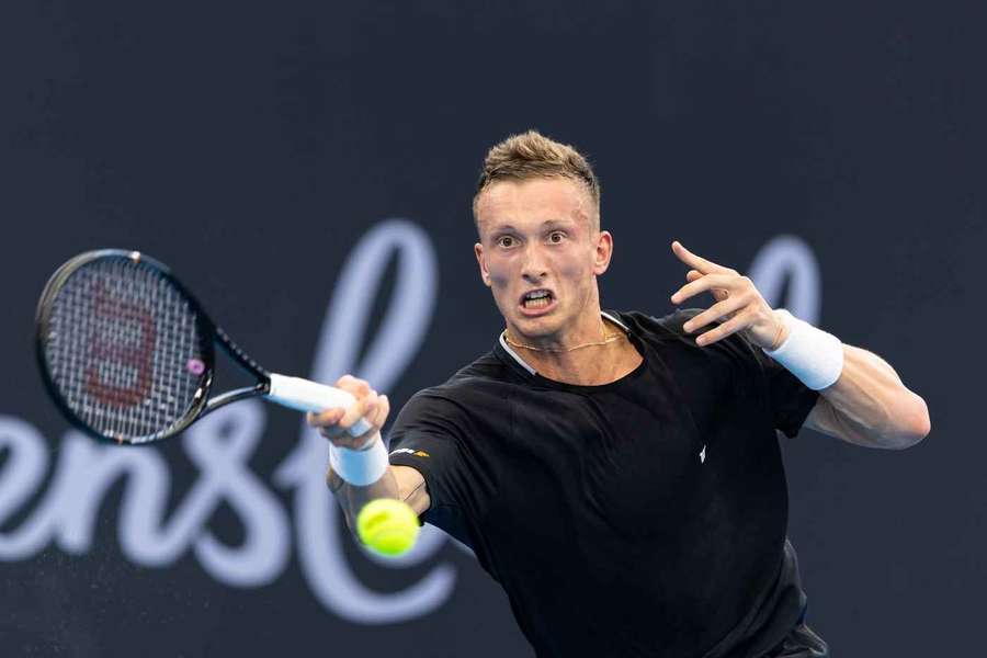 Jiří Lehečka v boji o postup do dalšího kola.