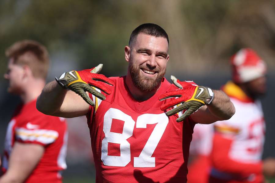 Travis Kelce durante un entrenamiento de los Chiefs.