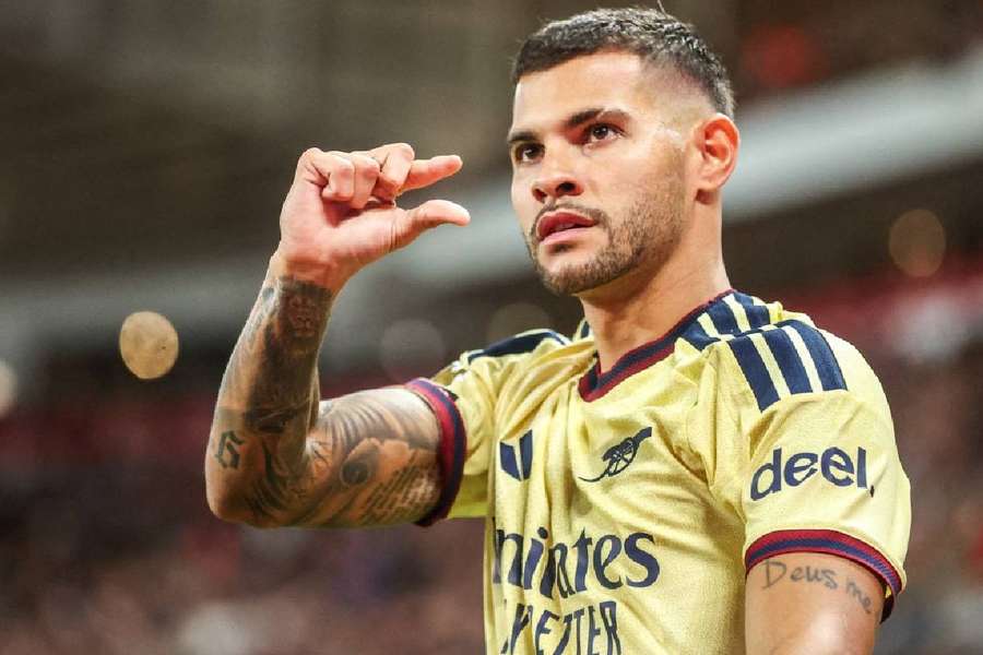 Bruno Guimarães provocou Sunderland durante e depois do jogo deste sábado Bruno Guimarães provocou Sunderland durante e depois do jogo deste sábado
