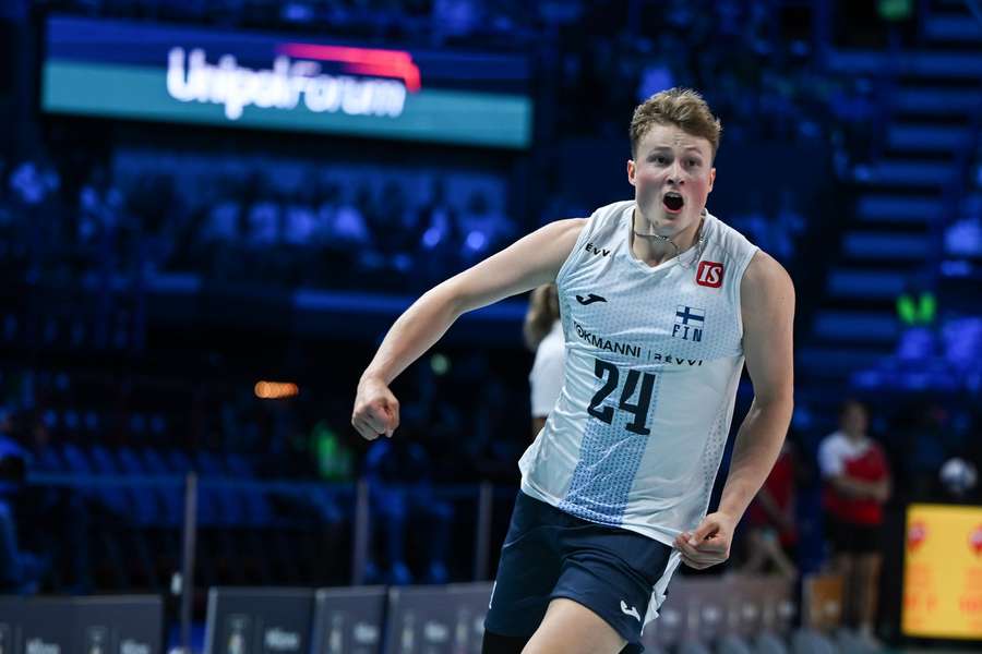 Nooa Marttila celebrates his match point for Finland against Slovenia