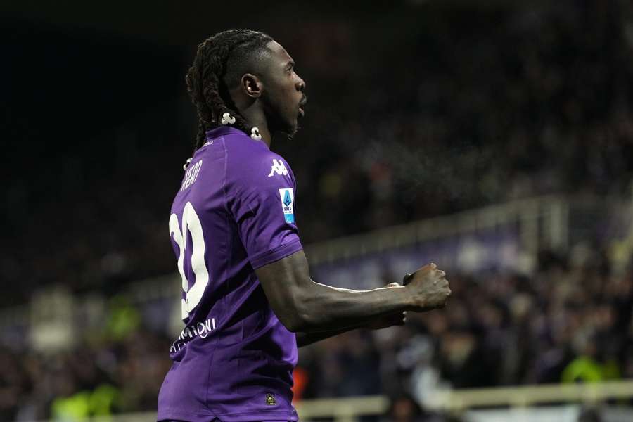 Kean celebra su gol