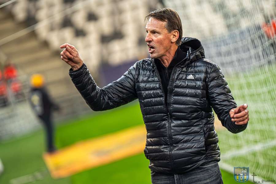 Strakov výber čaká náročný dvojzápas. Strakov výber čaká náročný dvojzápas.