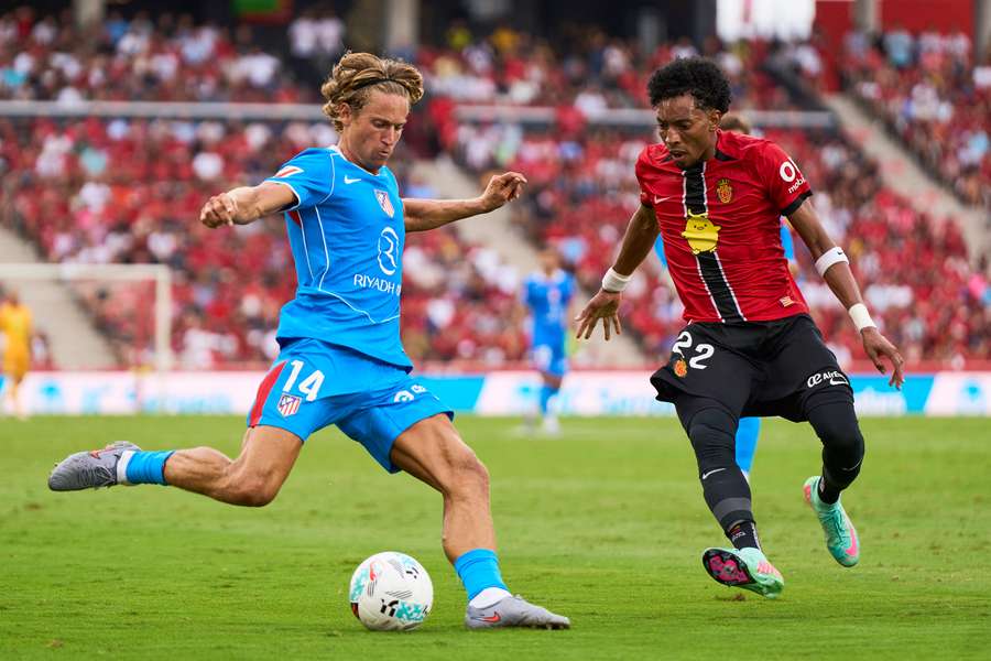 Mojica tapa a Llorente Mojica tapa a Llorente