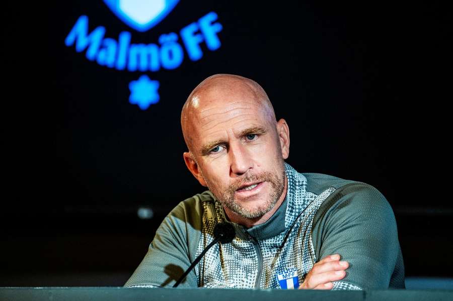 Malmo boss Henrik Rydstrom speaking before FCK match