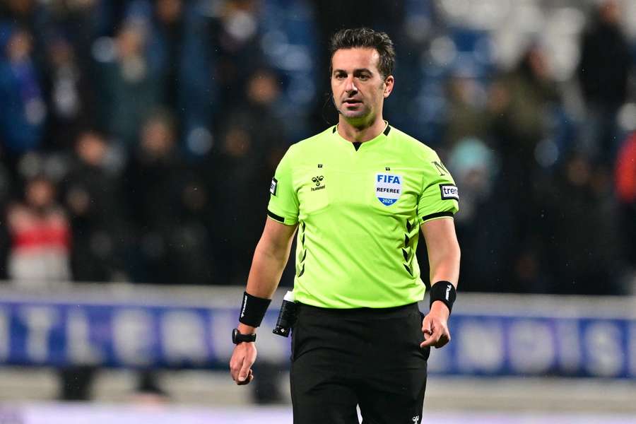 La FIFA anuncia que los árbitros del Mundial de Clubes portarán cámaras corporales La FIFA anuncia que los árbitros del Mundial de Clubes portarán cámaras corporales