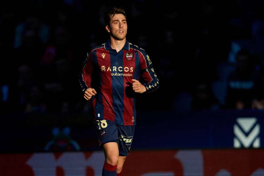 Iker Losada, del Levante