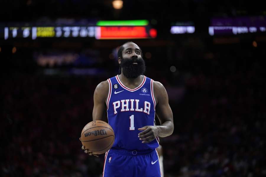 Harden esteve em conflito com os Sixers nos últimos meses