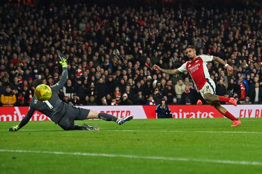 Gabriel Jesus a înscris un hattrick pentru Arsenal în partida cu Crystal Palace din sferturile EFL Cup