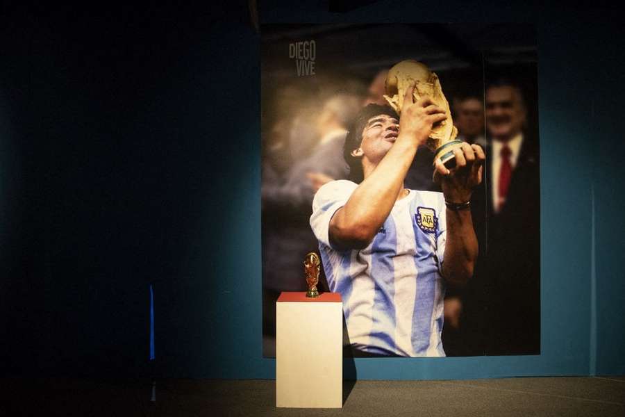 Une exposition consacrée à Maradona.