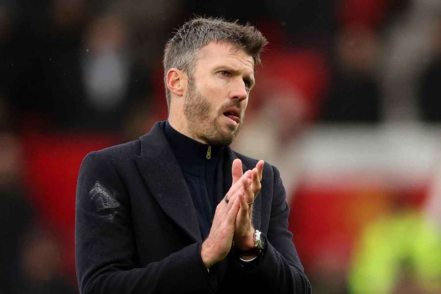 Manchester United handed boost in pursuit of potential Michael Carrick repalcement Manchester United handed boost in pursuit of potential Michael Carrick repalcement