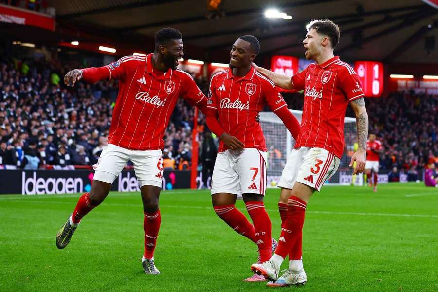 Callum Hudson-Odoi celebra su gol para poner el 2-0 Callum Hudson-Odoi celebra su gol para poner el 2-0
